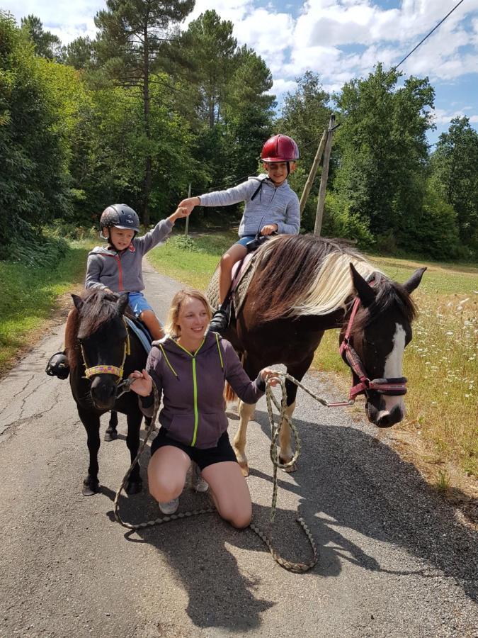 Gite Equestre Domaine Des Crins - Monpazier Capdrot Luaran gambar